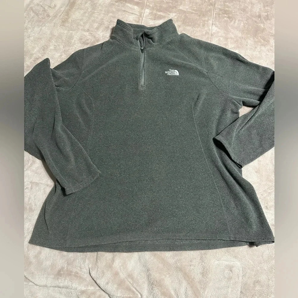 The North Face Grey Fleece 1/4 Zip Pullover Women’s Size XL
